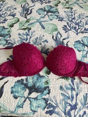 Victoria's Secret Lace Push-Up Bra in Fuchsia